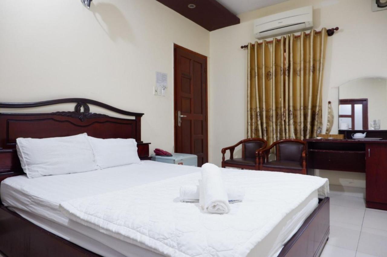 Reddoorz Tuan Viet Hotel Dinh Tien Hoang ホーチミン市 エクステリア 写真