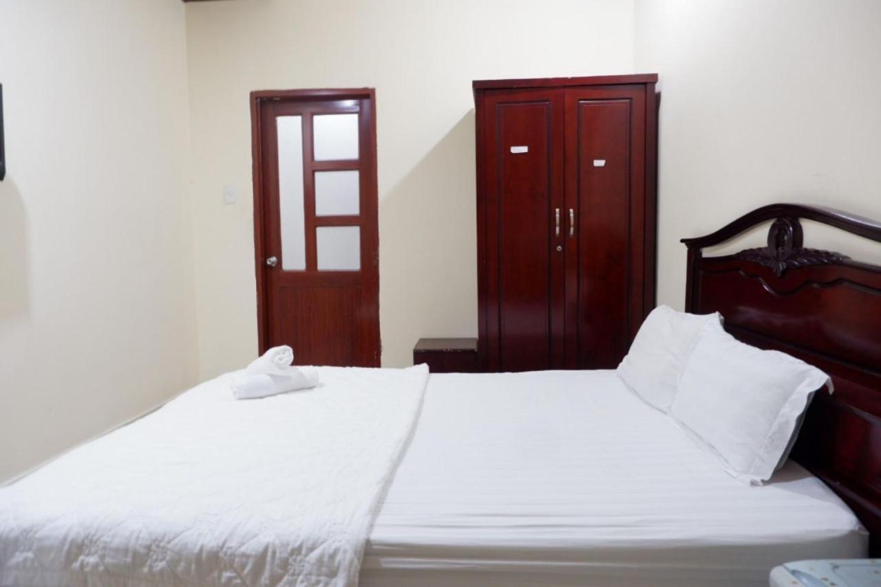Reddoorz Tuan Viet Hotel Dinh Tien Hoang ホーチミン市 エクステリア 写真